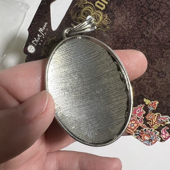 Blue Moon Beads Royal Boheme Metal Oval Pendant Silver and Simulated Turquoise - Picture 5 of 6